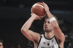 YY体育- 魔之生体实验败北 