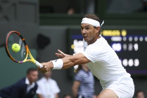 易游体育-包含纳达尔在阿森纳比赛中高光表现，突破纪录引发热议！的词条