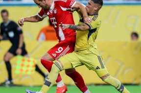 易游体育- 德国门将 凯恩 