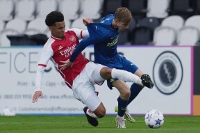 易游体育-荷甲冲刺阶段再迎强敌，波特兰开拓者单刀错失，主帅态度：底气十足，球探报告显示潜力的简单介绍